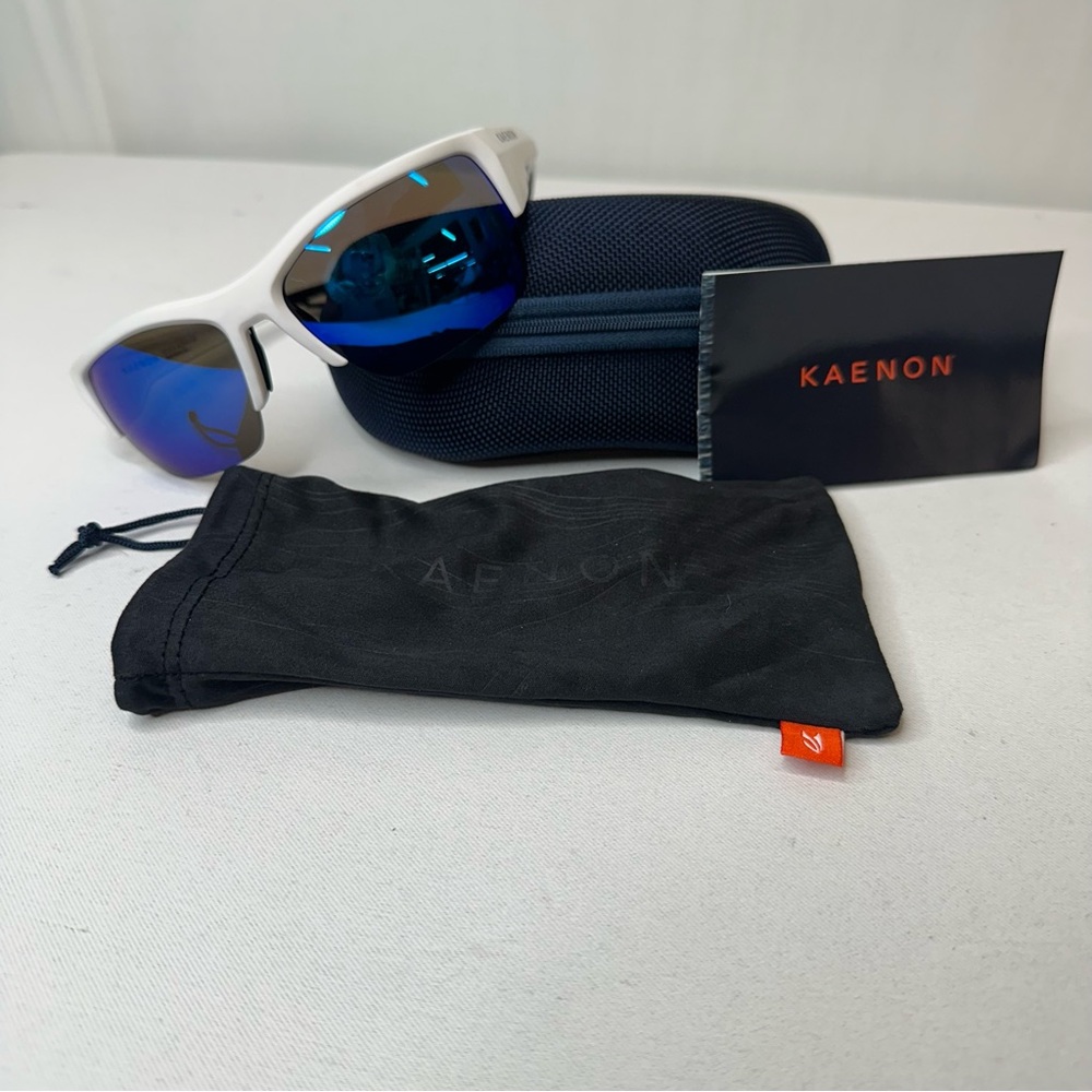 KAENON Italy 🧶 Arcata White Sunglasses & Case